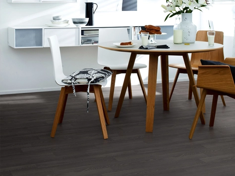 Polyflor Designatex - Nero Oak 2144