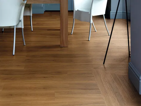 Polyflor vs Karndean LVT: Which Brand Is Better in 2025? 30 Polyflor Colonia - Schoolhouse Oak 4434