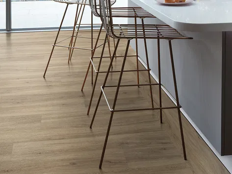 Polyflor vs Karndean LVT: Which Brand Is Better in 2025? 32 Polyflor Colonia - Coastal Driftwood 4453