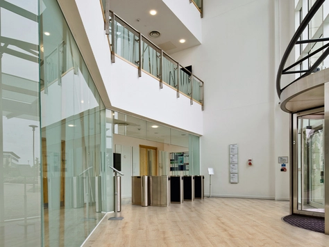 Polyflor Affinity 255 - Champagne Oak 9874