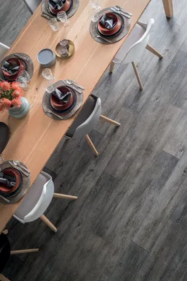 CFS Elements Commercial Vinyl - Distressed Pine