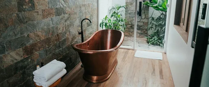 Modern impressions – ideas for wood floors in bathrooms