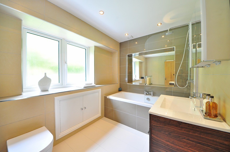 How to make vinyl floor shine 2 Beautiful vinyl tiles in a bathroom in the UK.