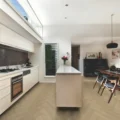 Luvanto Click Herringbone Natural Oak