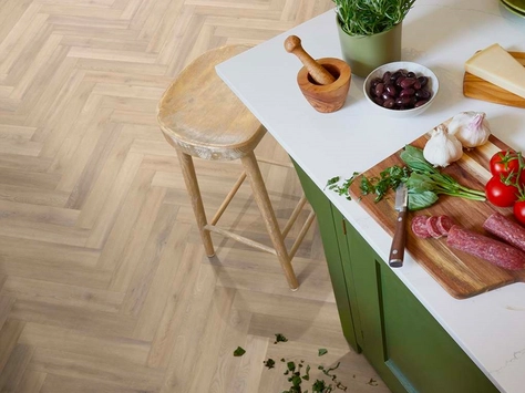 Polyflor vs Karndean LVT: Which Brand Is Better in 2025? 18 Polyflor Camaro - Naked Blond Oak Parquet LPQ2257