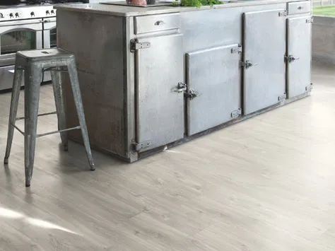 Quick-Step Alpha Blos - Canyon Oak Grey with Saw Cuts AVSPU40030