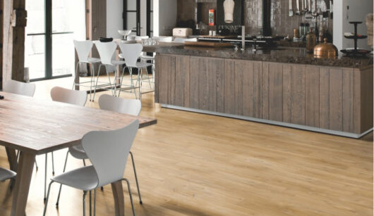 Quickstep Alpha Blos - Canyon Oak Natural AVSPU40039