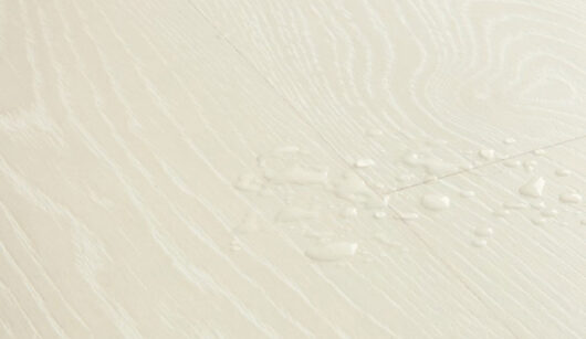 Quickstep Classic - Frosty White Oak CLM5798