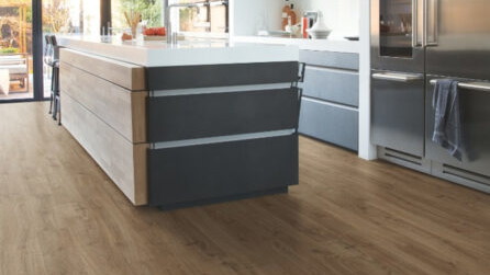 Newcastle Oak Brown EL3582
