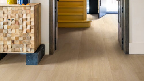 White Varnished Oak IM3105