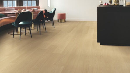 Beige Varnished Oak SIG4750