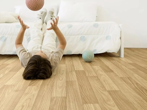 Polyflor Secura - Golden Oak 2128