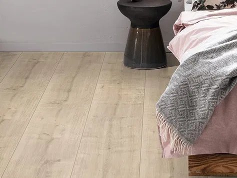 Egger Pro 8mm Kingsize - Cream Hamilton Oak EPL107