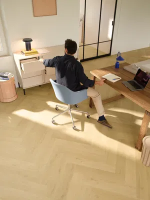 Quick-Step Impressive Design - Nutmeg Oak IMD8243