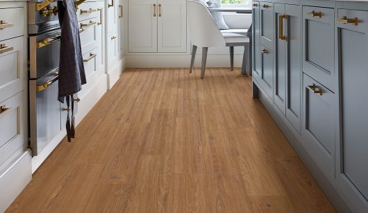 Palio by Karndean Essenza - Bologna Oak PVP404