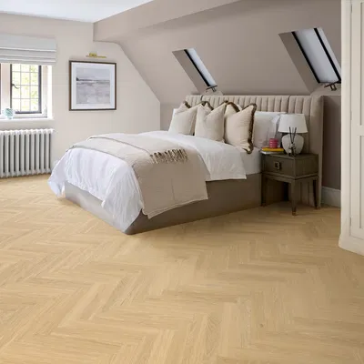 Palio by Karndean Essenza - Plazza Oak Herringbone SM-PVP402