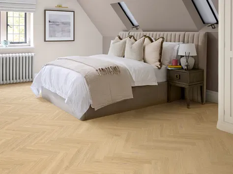 Palio by Karndean Essenza - Plazza Oak Herringbone SM-PVP402