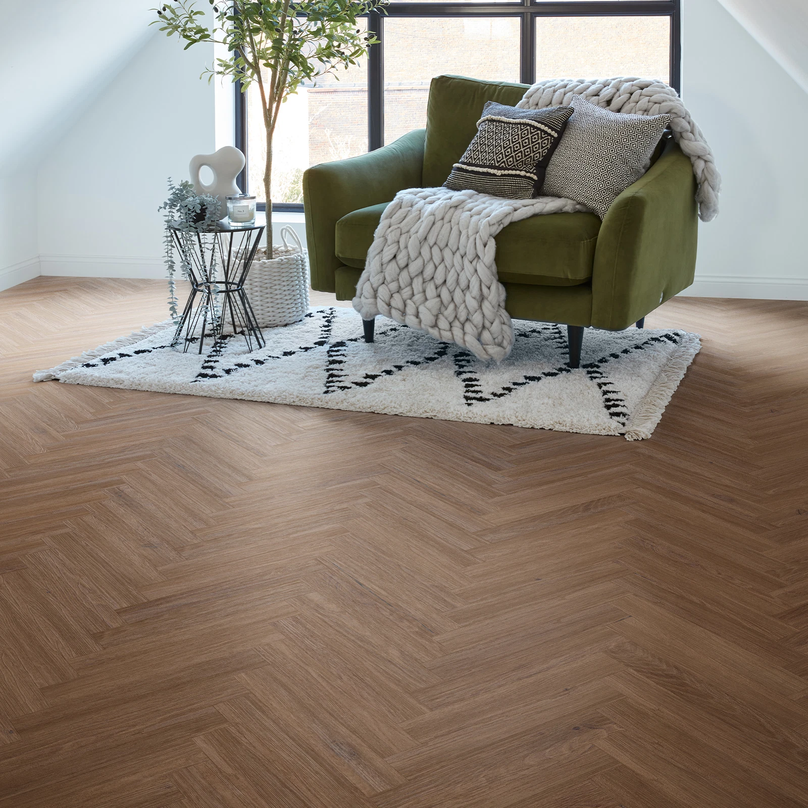 Palio by Karndean Essenza - Roma Oak Herringbone SM-PVP405