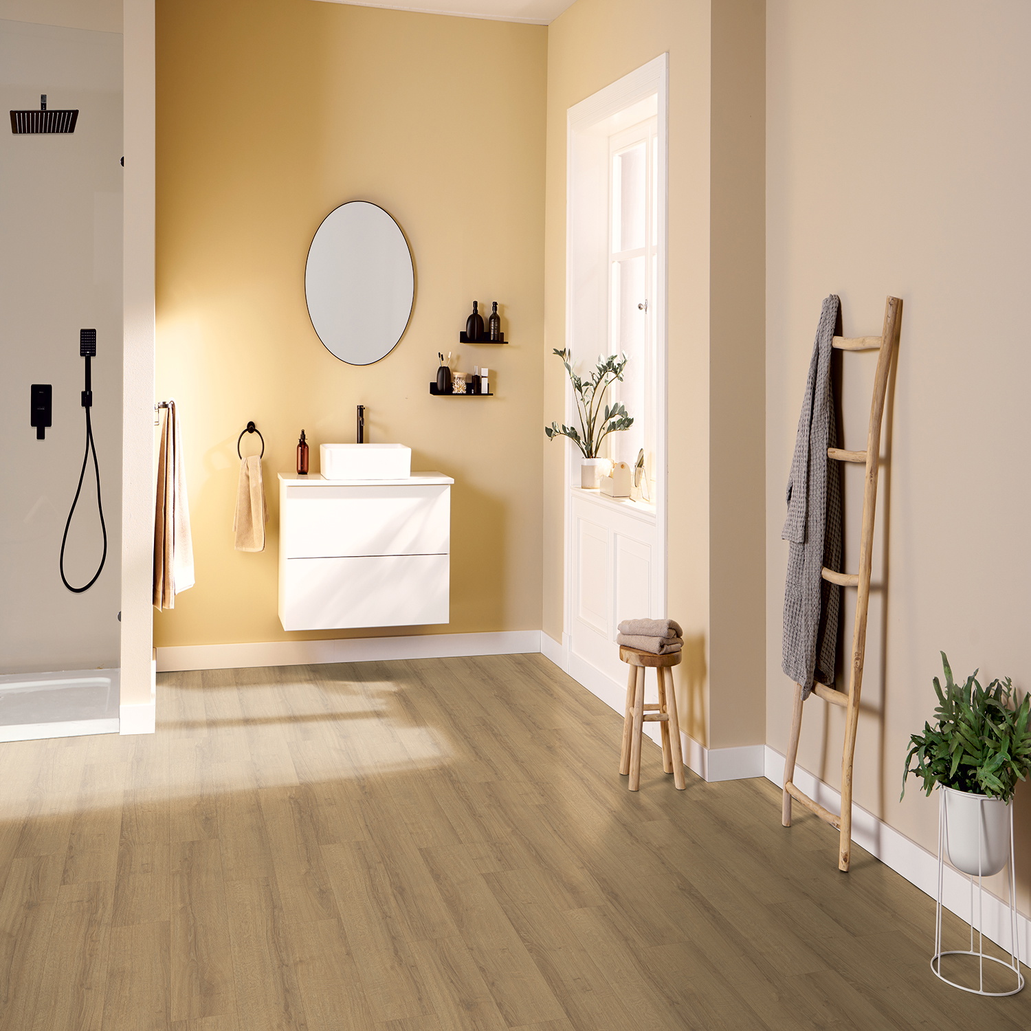 Egger NatureSense Aqua Classic – Honey Sherman Oak EL2014