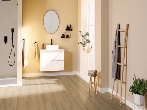 Egger NatureSense Aqua Classic – Honey Sherman Oak EL2014