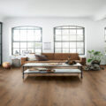 Egger NatureSense Aqua Classic – Dark Dunnington Oak EL2103