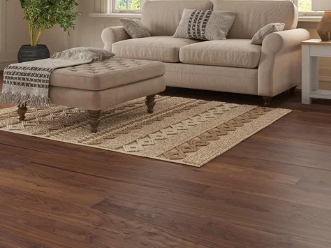 Avesso Signature - Verdant Glow Engineered Oak