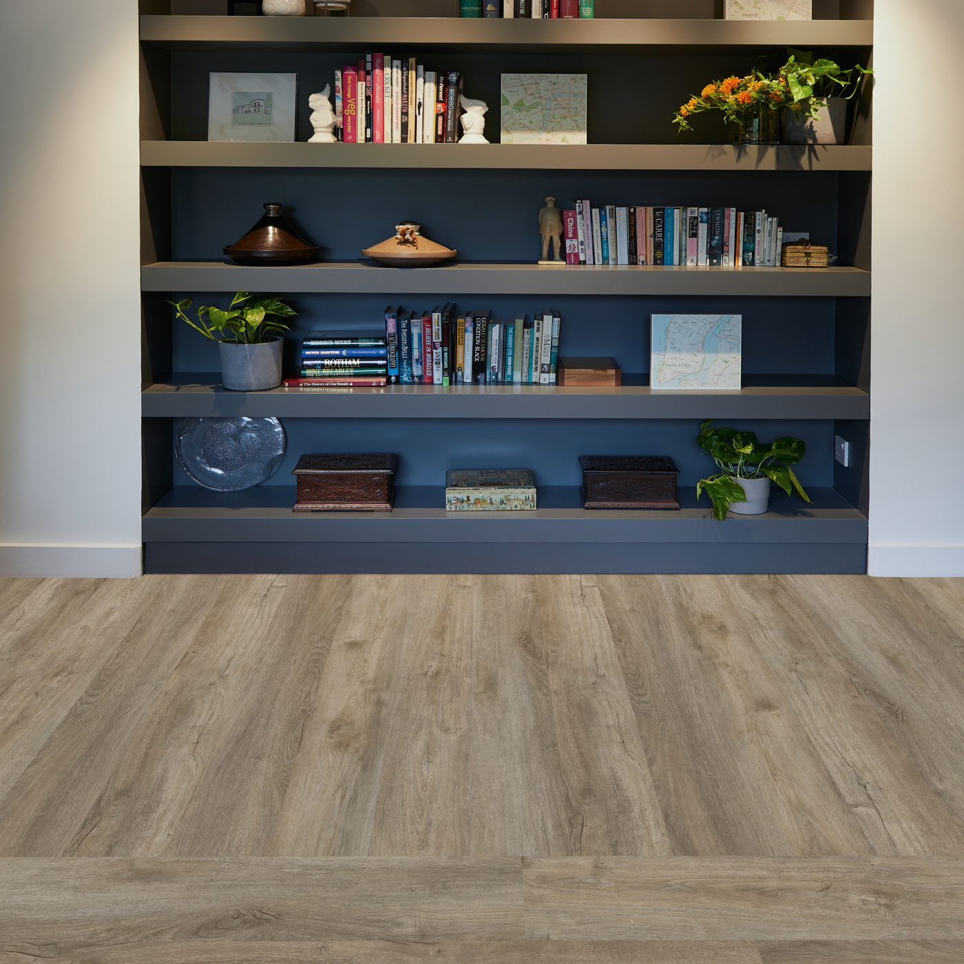TLC Original - Courtyard Oak 5136